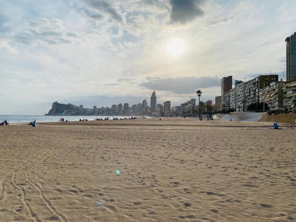 Sunset Waves Benidorm Sea View Apartment Luaran gambar